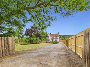 Photo 1- click for photo gallery